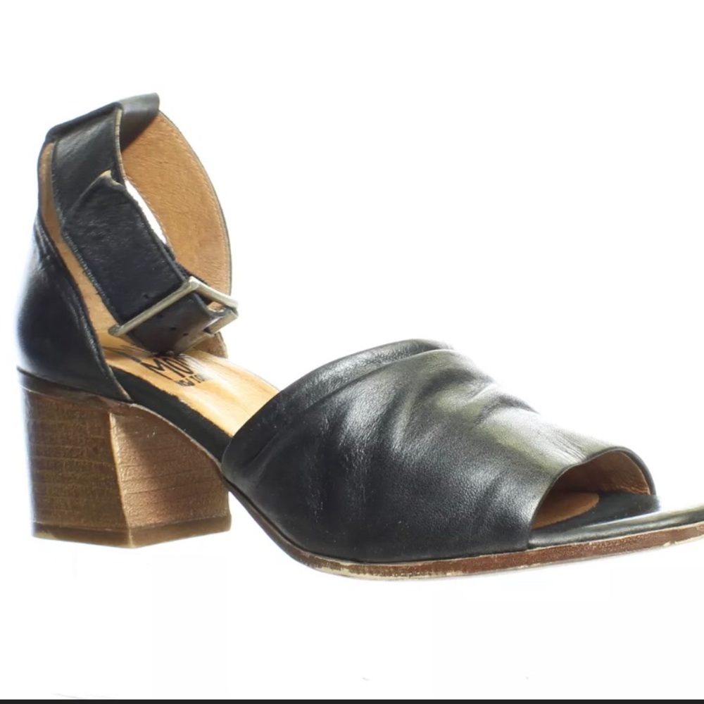 Mz MOOZ Swisher Ankle Strap Heels 👠BOGO